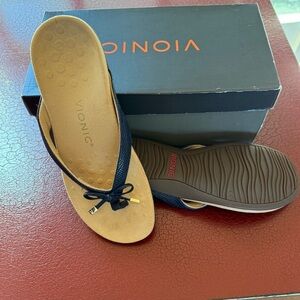 Vionic Blue flip flops. Size 8. Never worn, new in box. $15.00